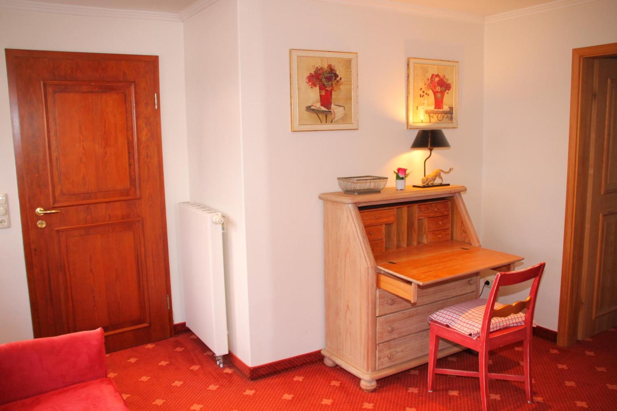 Romantik im Hotel Villa Röhl Timmendorfer Strand Rum bild